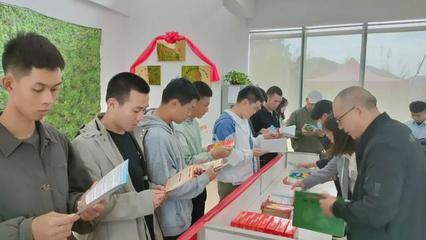 首個縣級高校退役軍人服務站、退役軍人就業創業孵化基地成立