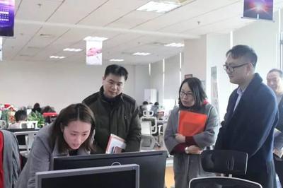 「海納百創(chuàng)創(chuàng)業(yè)型社區(qū)建設(shè)」新涇鎮(zhèn)領(lǐng)導(dǎo)走訪調(diào)研創(chuàng)業(yè)孵化基地 - 今日頭條(www.toutiao.com)
