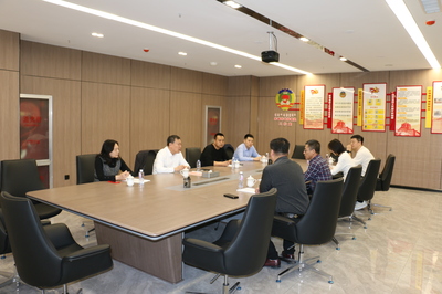 李彥彬到赤峰市新僑創(chuàng)業(yè)園調(diào)研工作